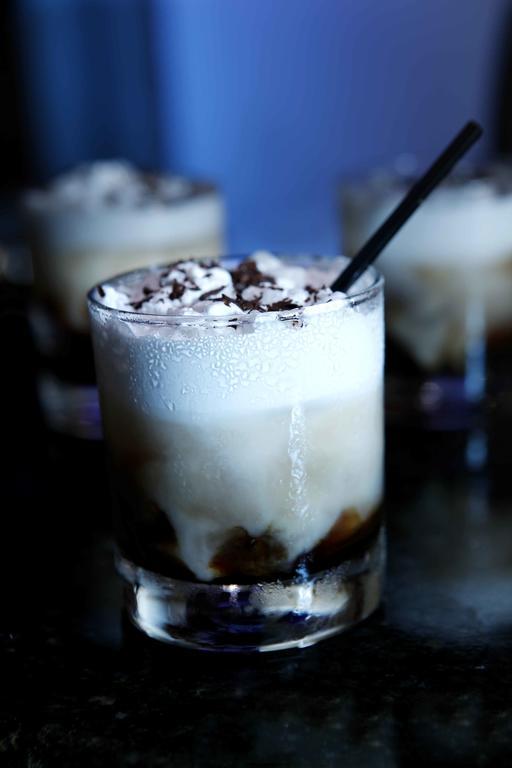 Heritage Madurai Eksteriør billede A white Russian