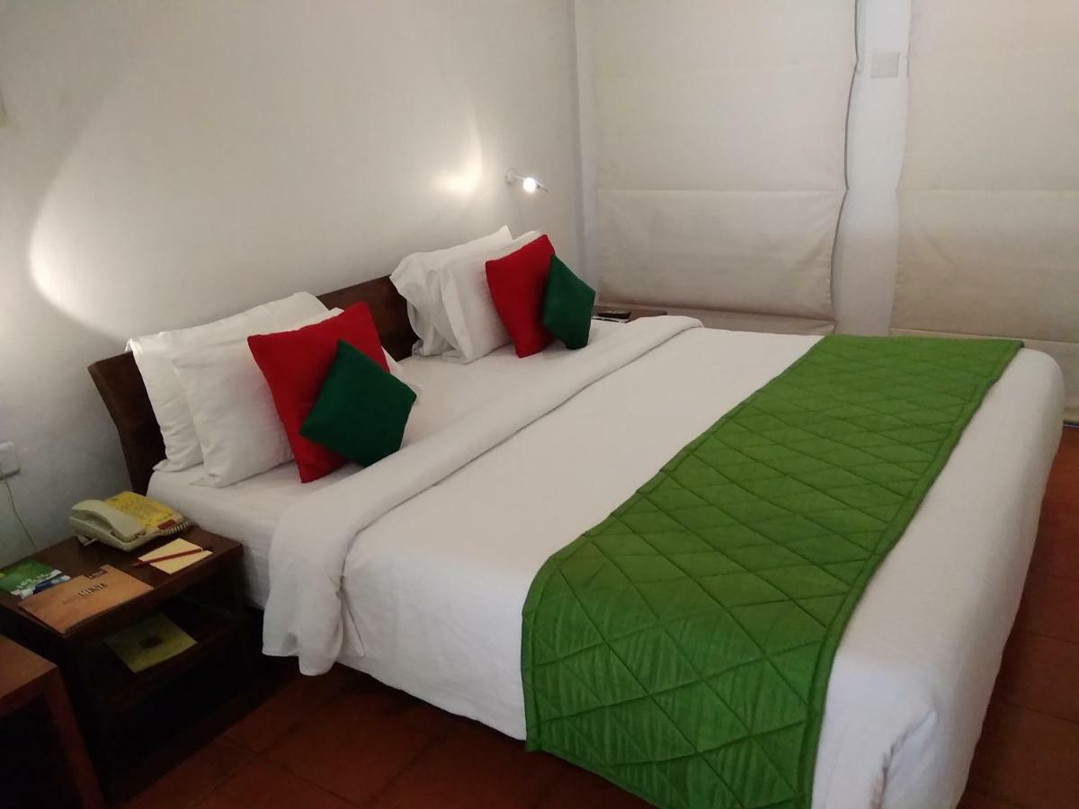Heritage Madurai Eksteriør billede A bed